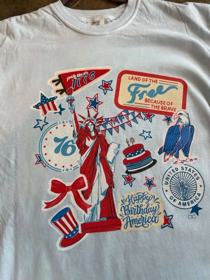 USA STICKER PATCH GRAPHIC TEE