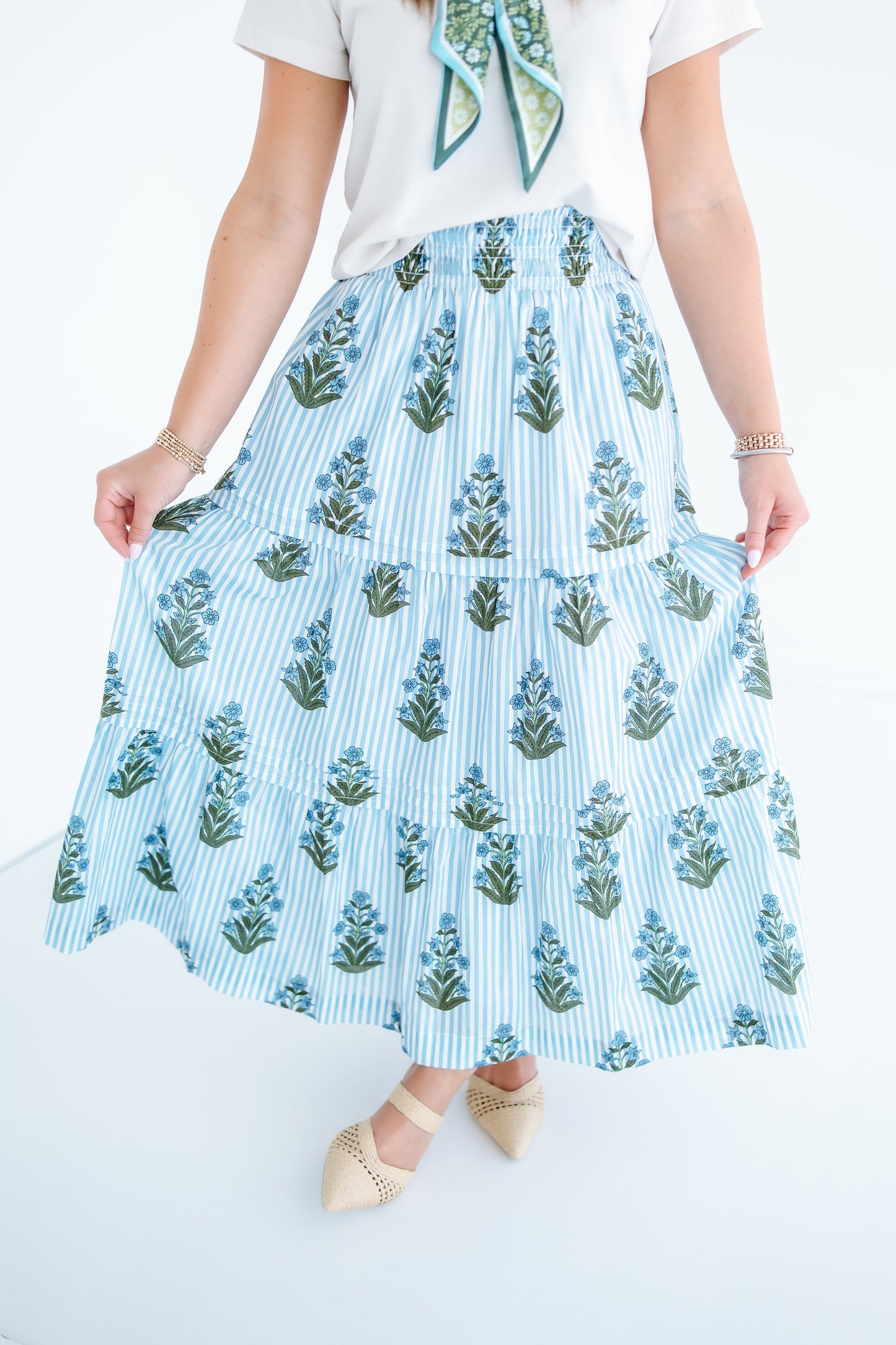 FLORAL STRIPE PATTERN SKIRT