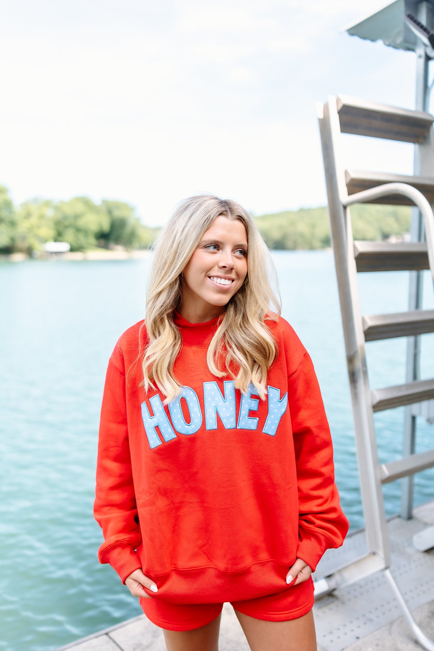 HONEY RED AND BLUE POLKA DOT MOCKNECK