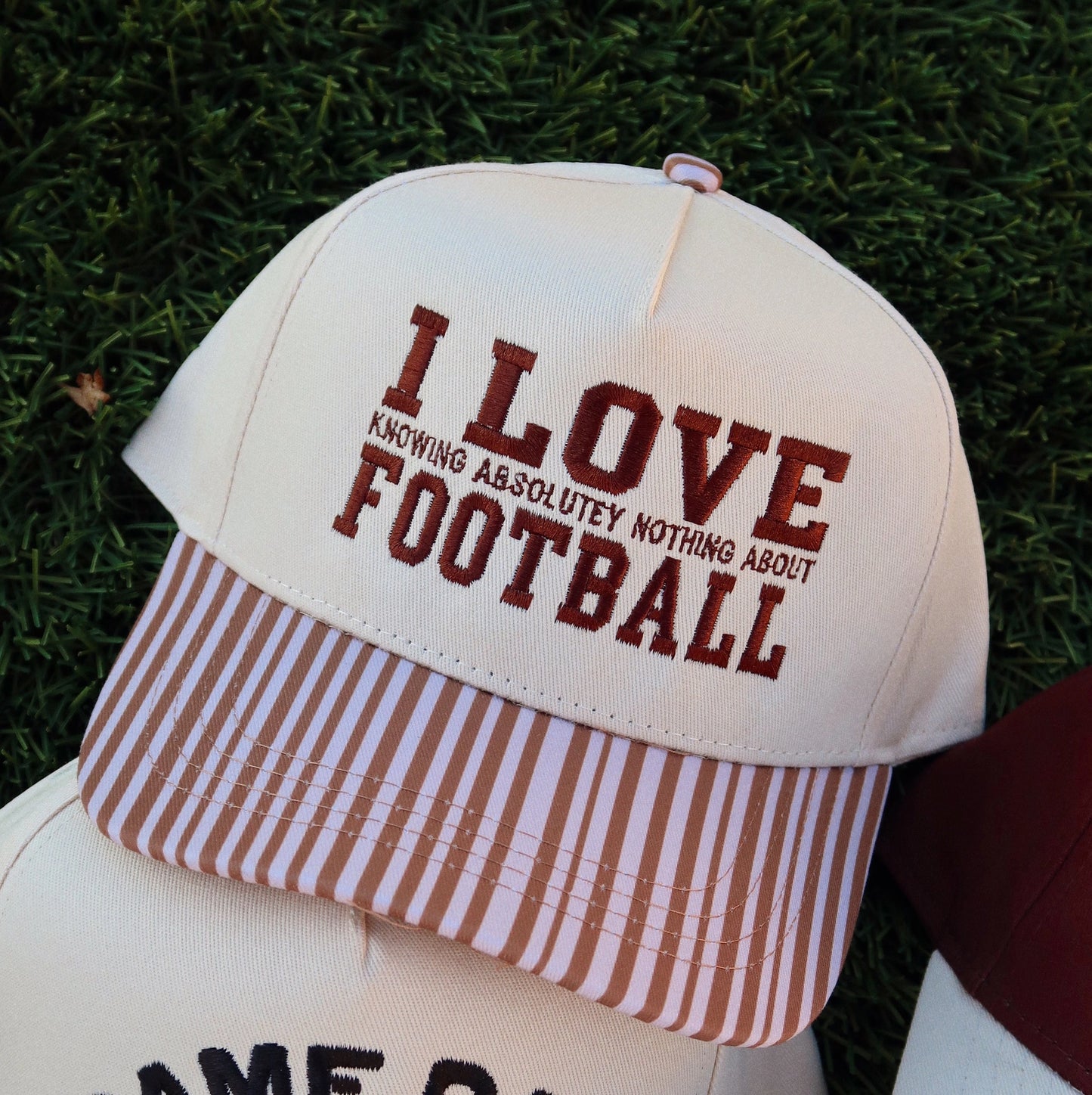 I LOVE (KNOWING NOTHING) FOOTBALL HAT
