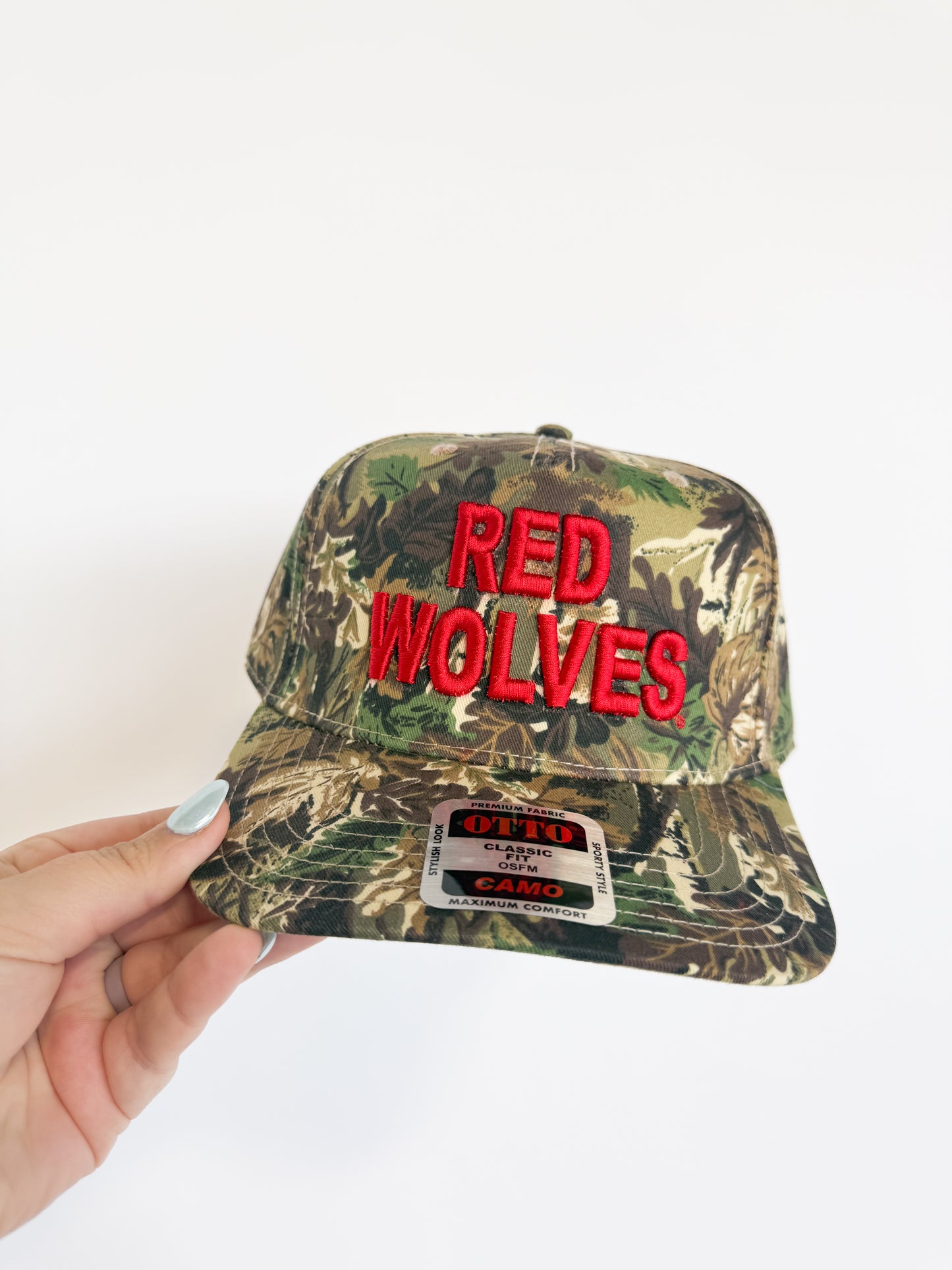 RED WOLVES CAMO PUFF HAT
