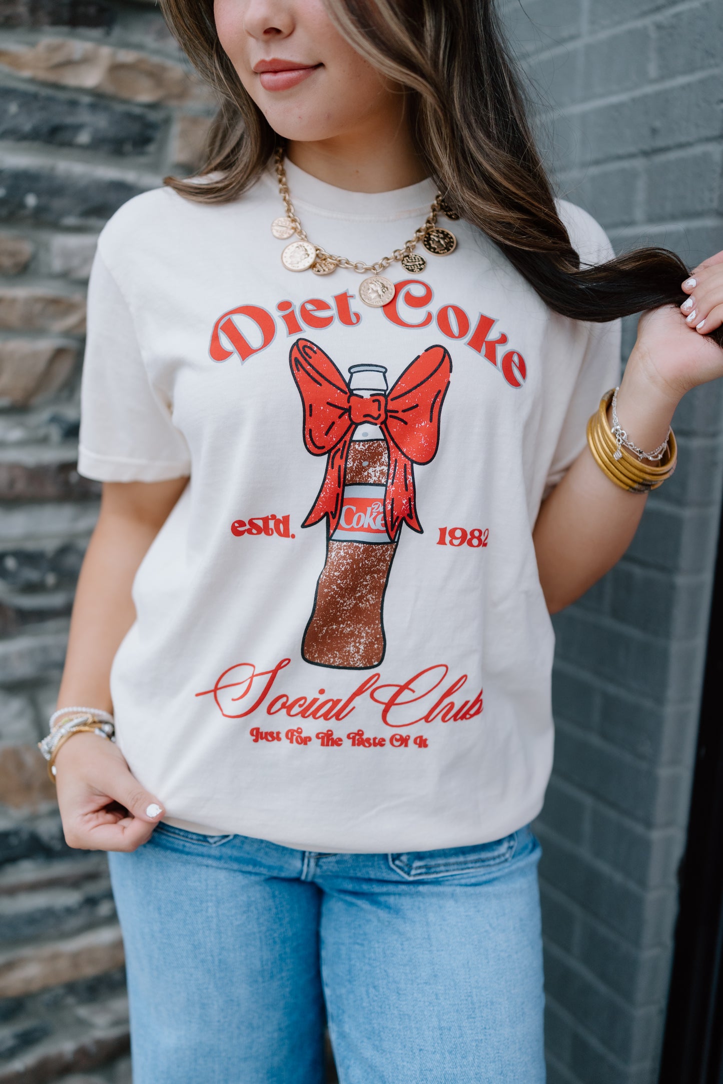 VINTAGE BOW DIET COKE GRAPHIC