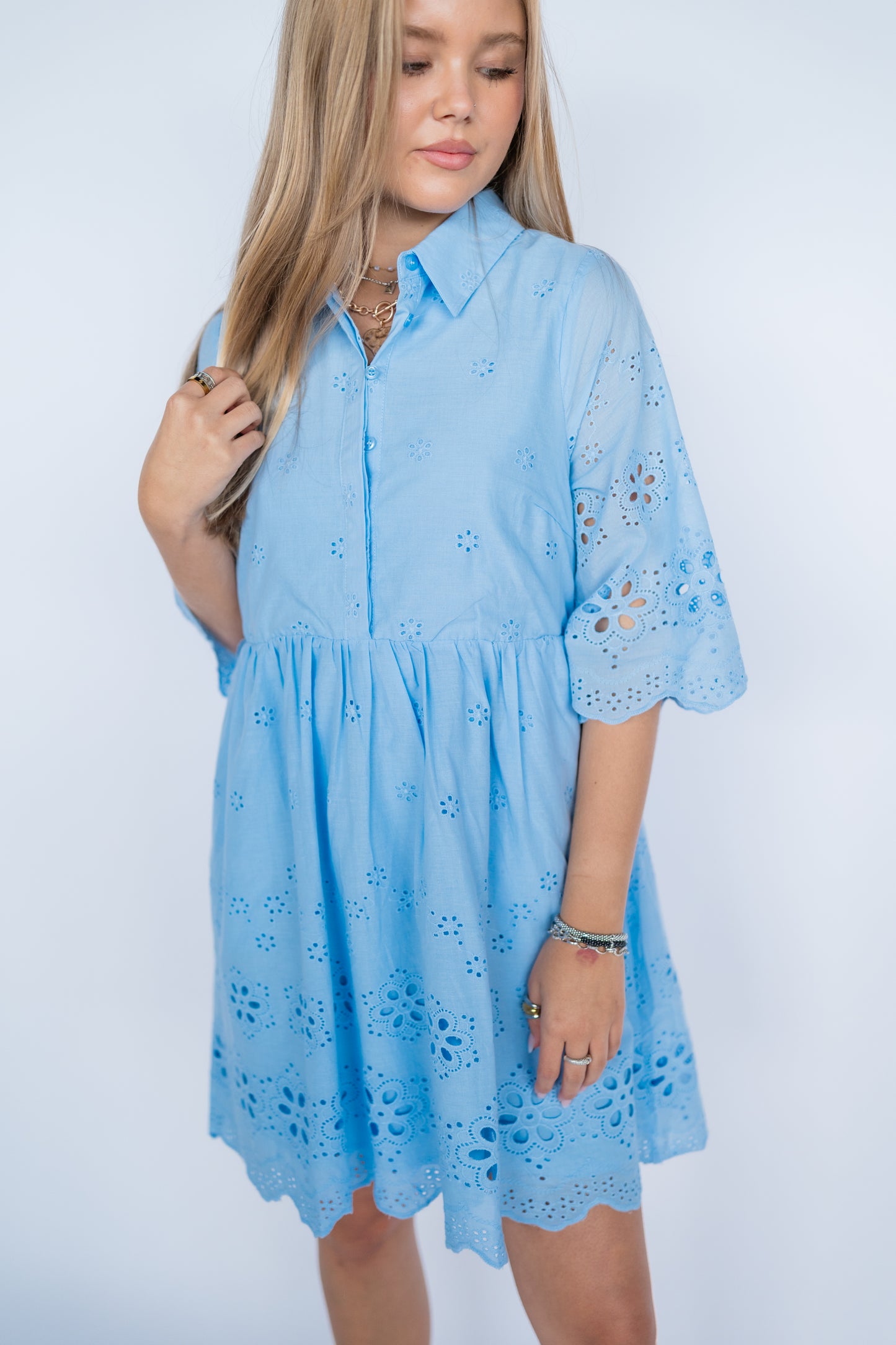 EMBROIDERED SCALLOP MINI SHIRT DRESS