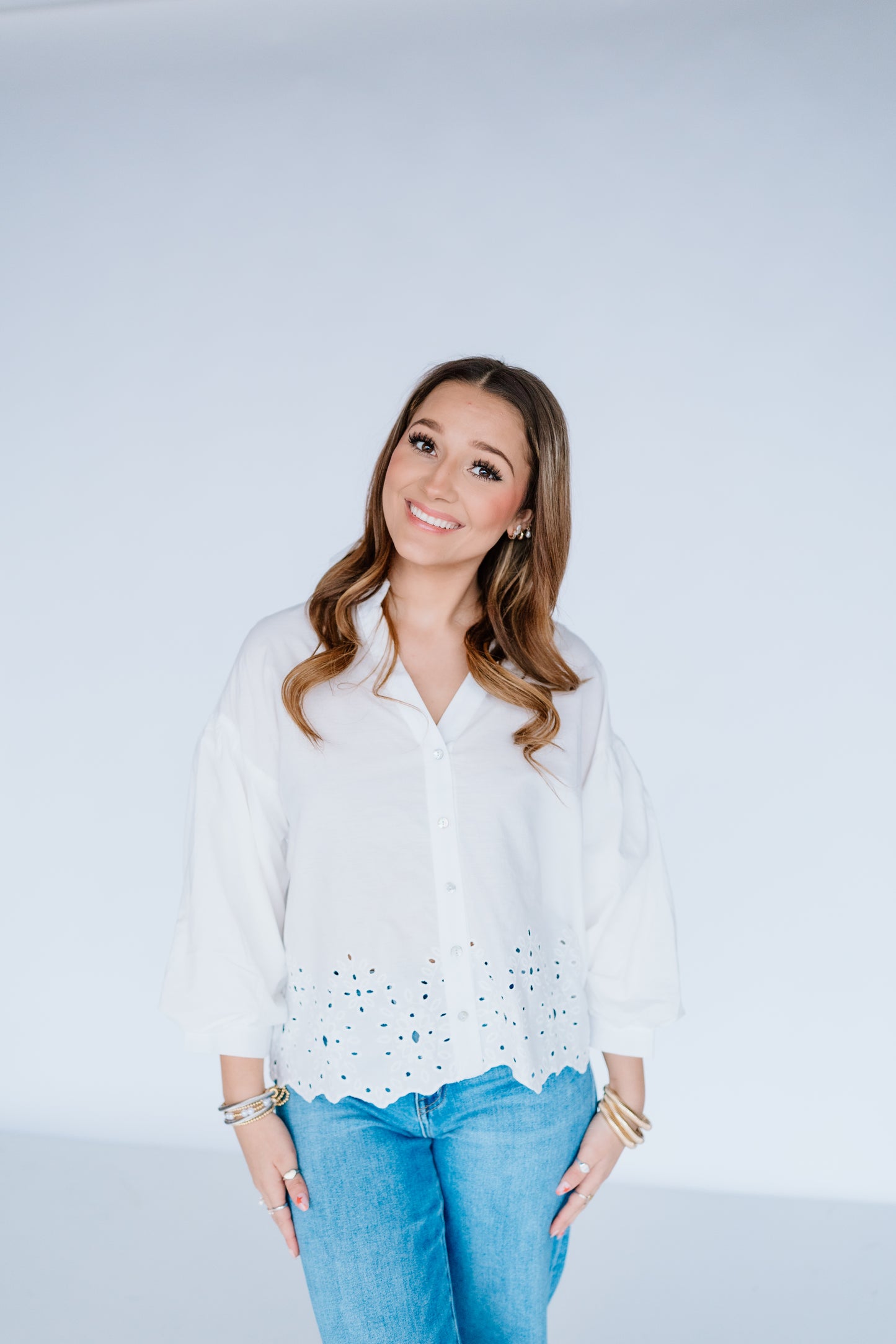 EYELET EMBROIDERED COLLAR TOP