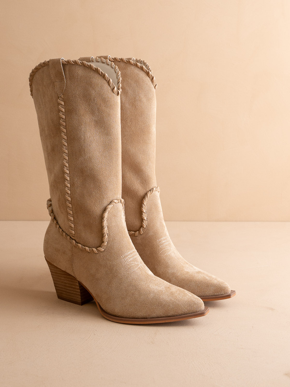 THE TILLEY ALMOND WESTERN BOOT