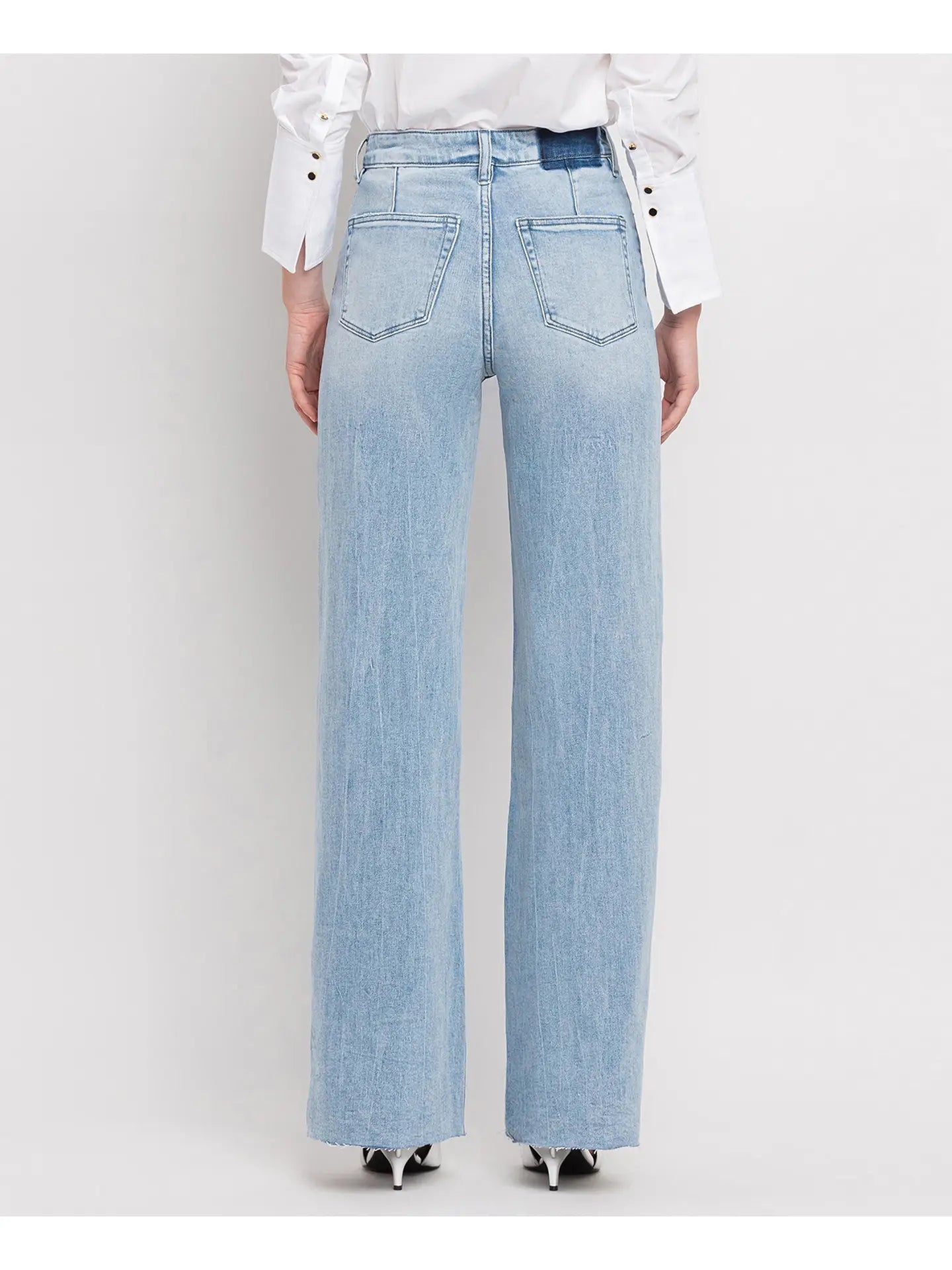 SUPER HIGH RISE RAW HEM WIDE LEG JEANS