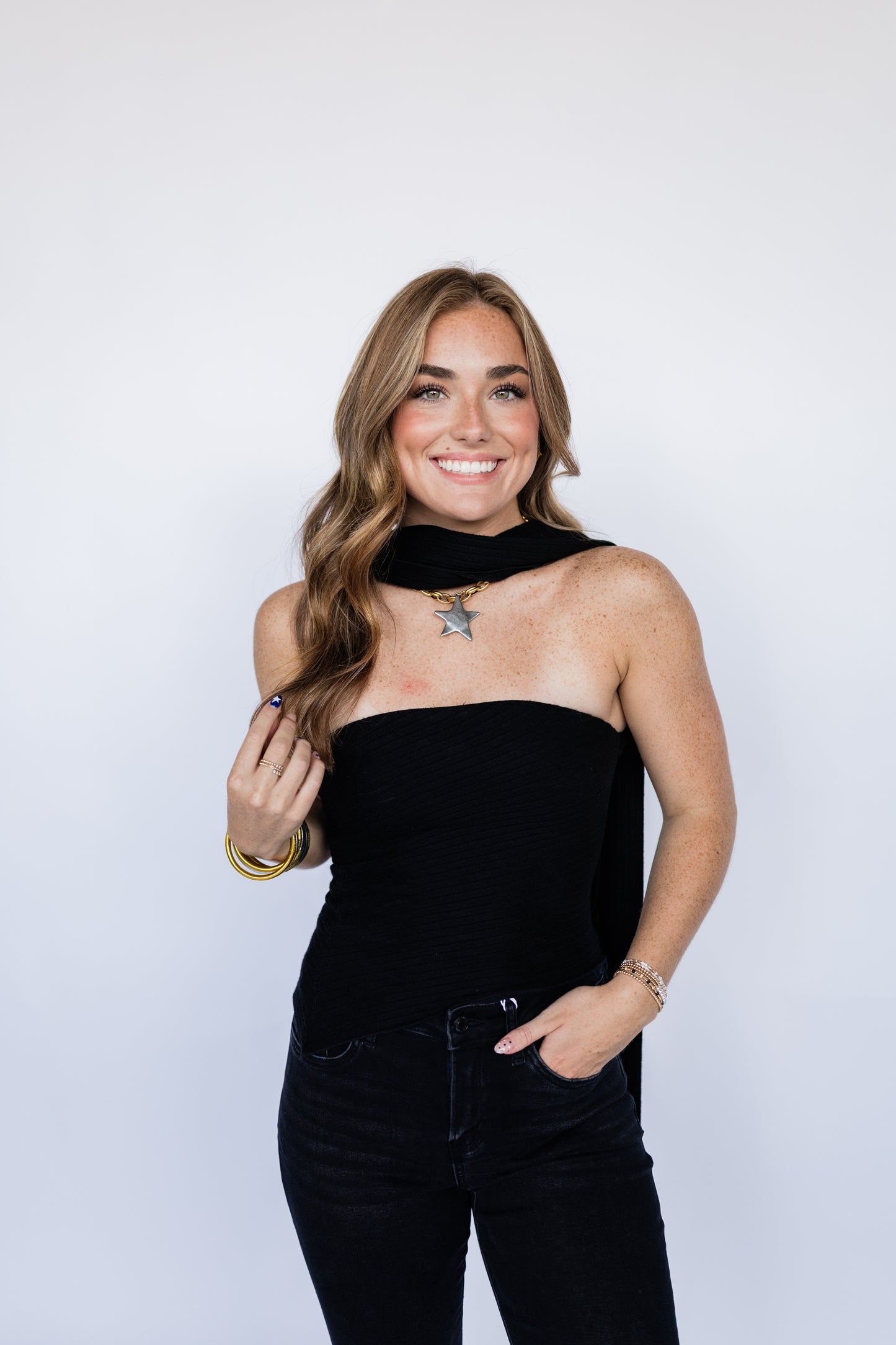 SOLID STRAPLESS SCARF CROP TOP