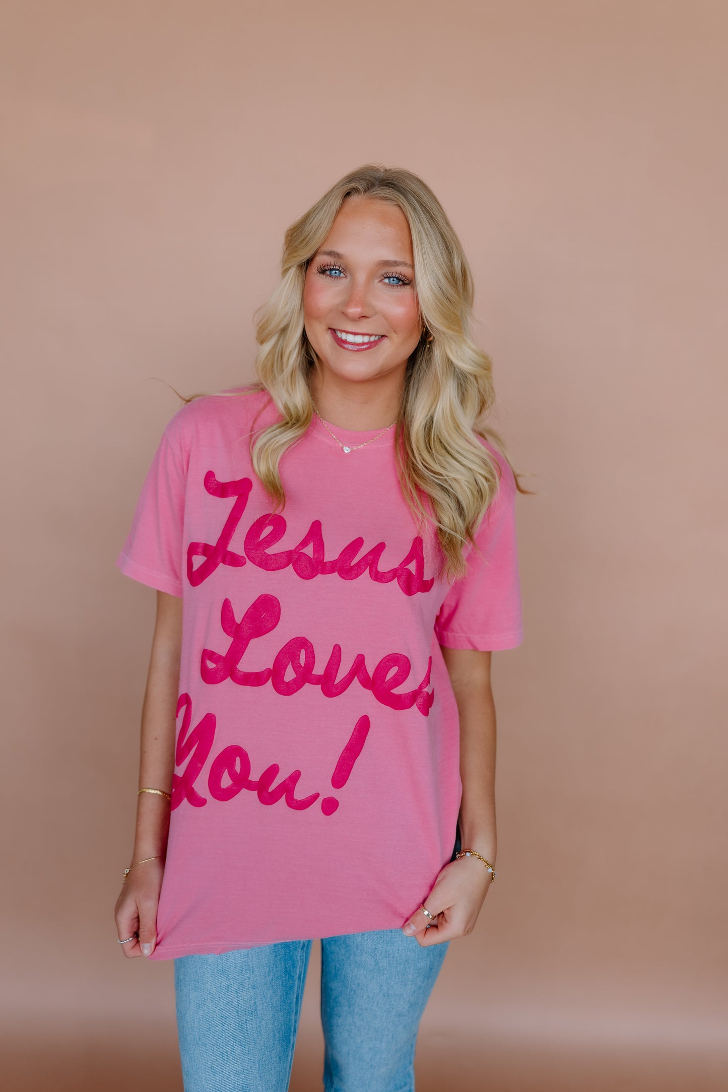 RASPBERRY CHIC JESUS LOVES YOU TEE