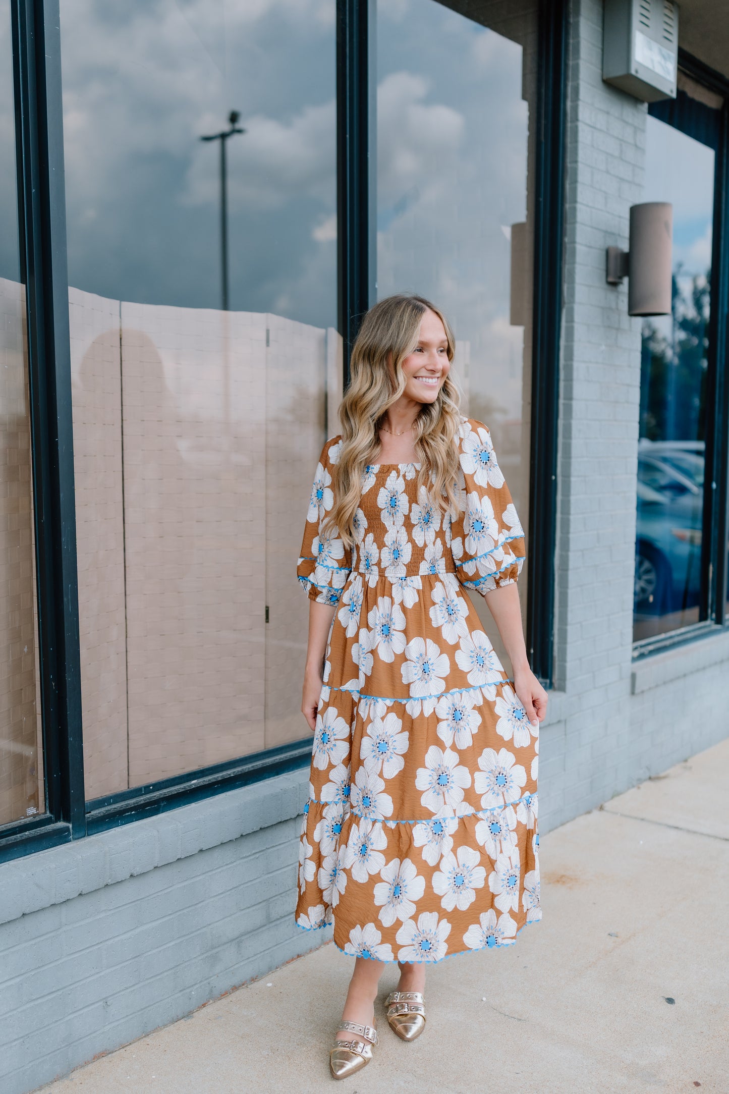 FALLING LEAVES FLORAL MIDI DRESS