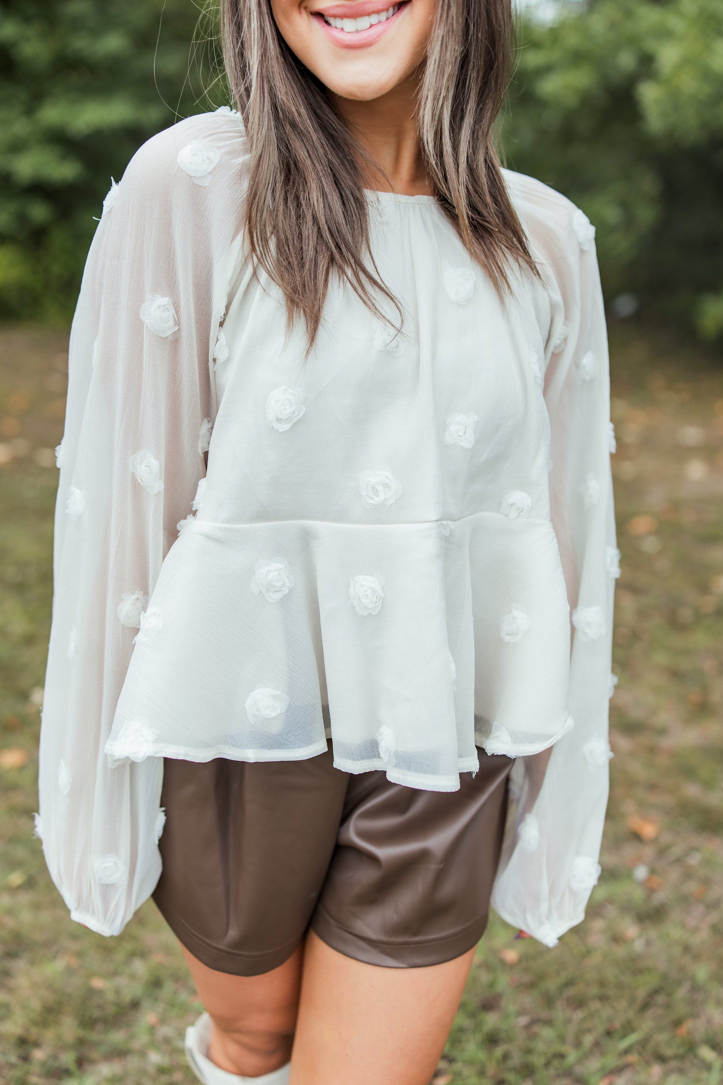 ROUND NECK TIERED BLOUSE