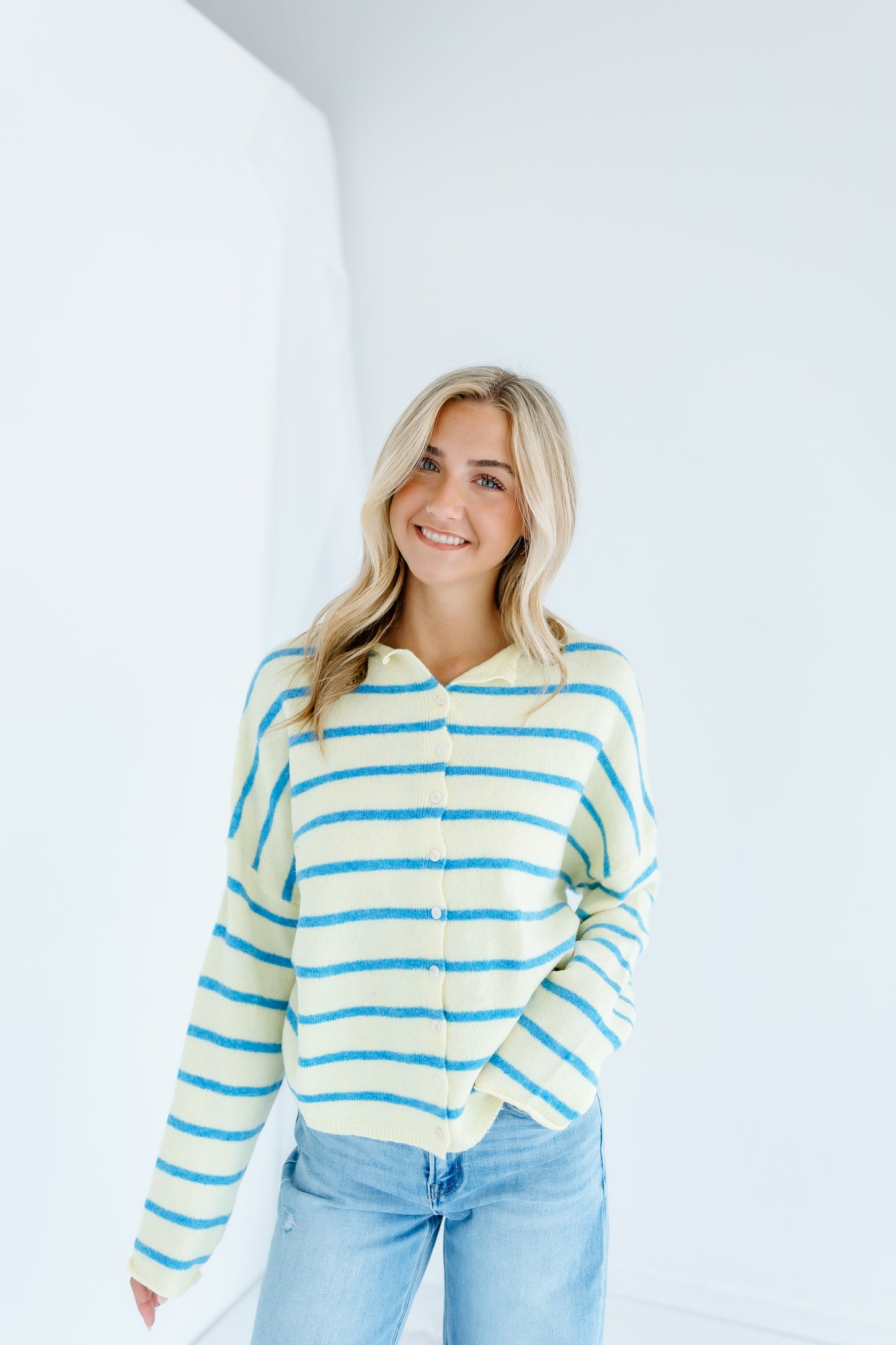 CROSSING LINES CARDIGAN TOP
