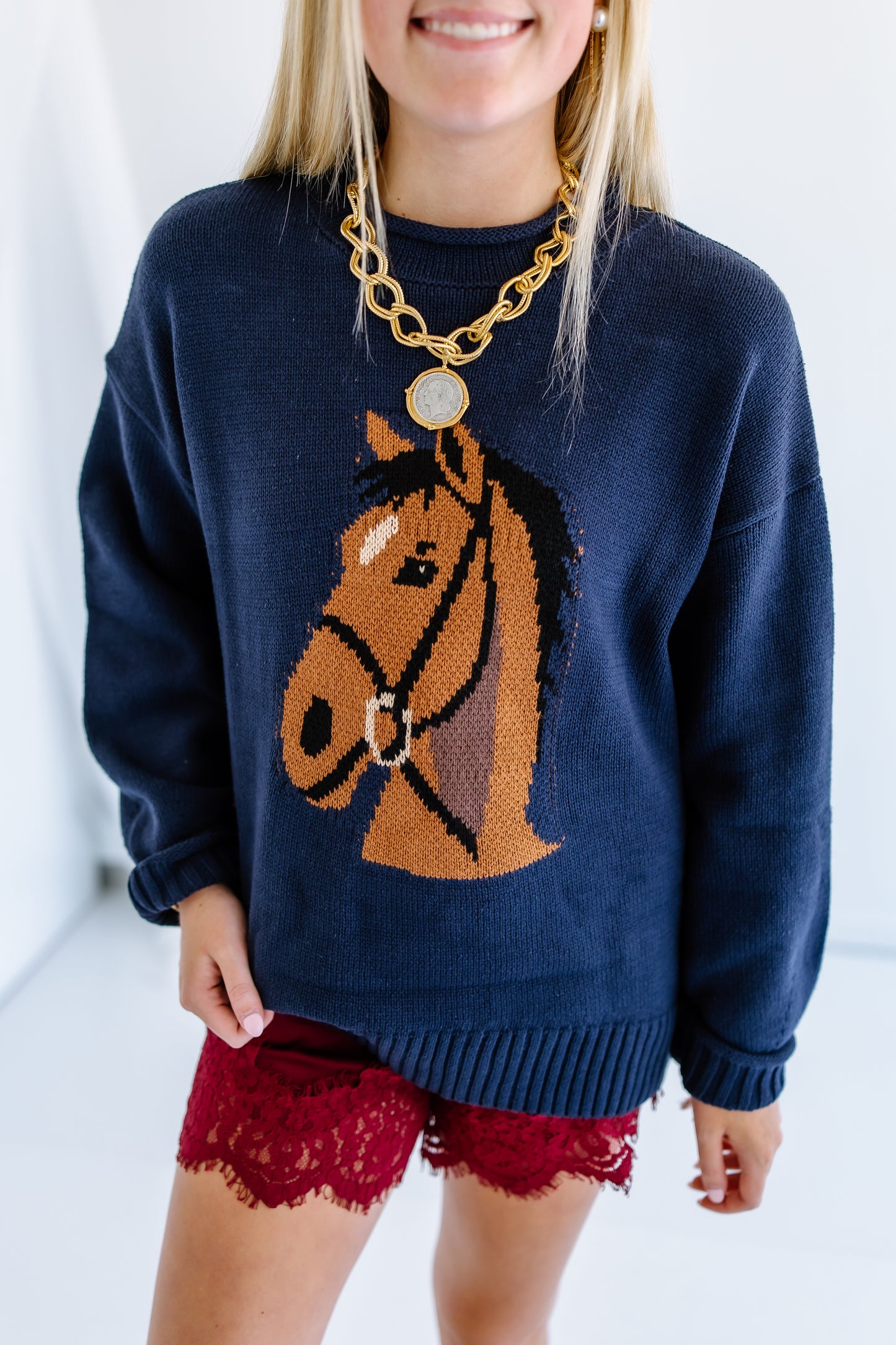 HORSES IN THE BACK GRAPHIC SWEATER