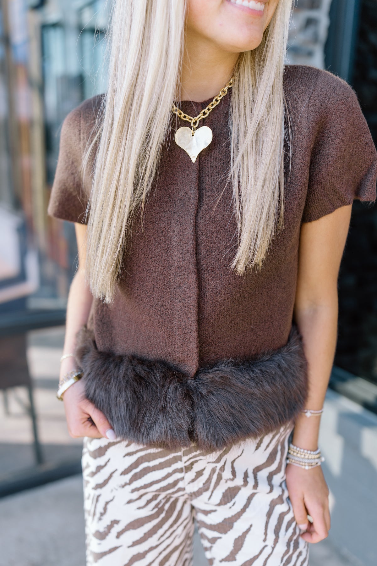 FUR TRIMMED BUTTON KNIT TOP