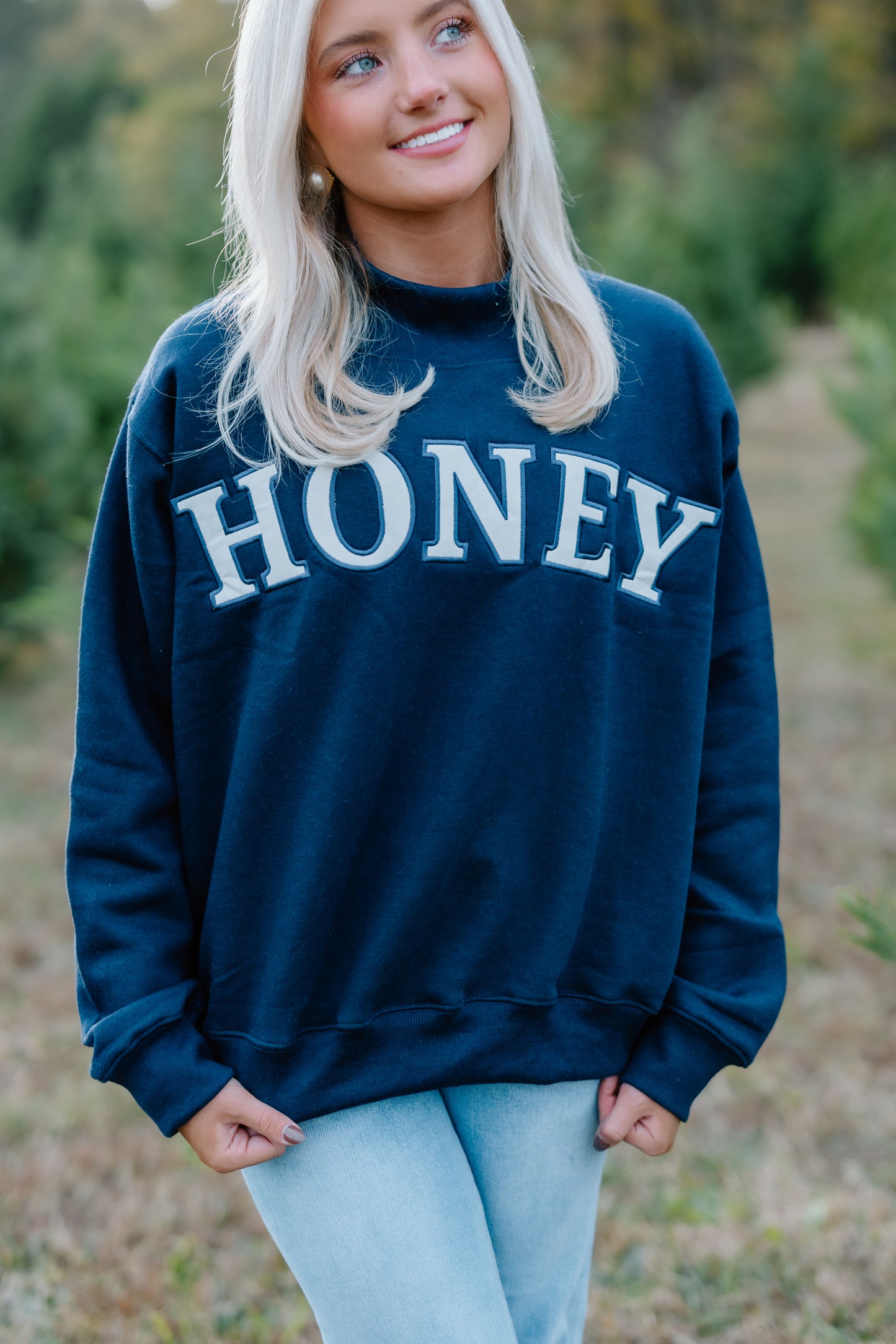 HONEY NAVY MOCK NECK