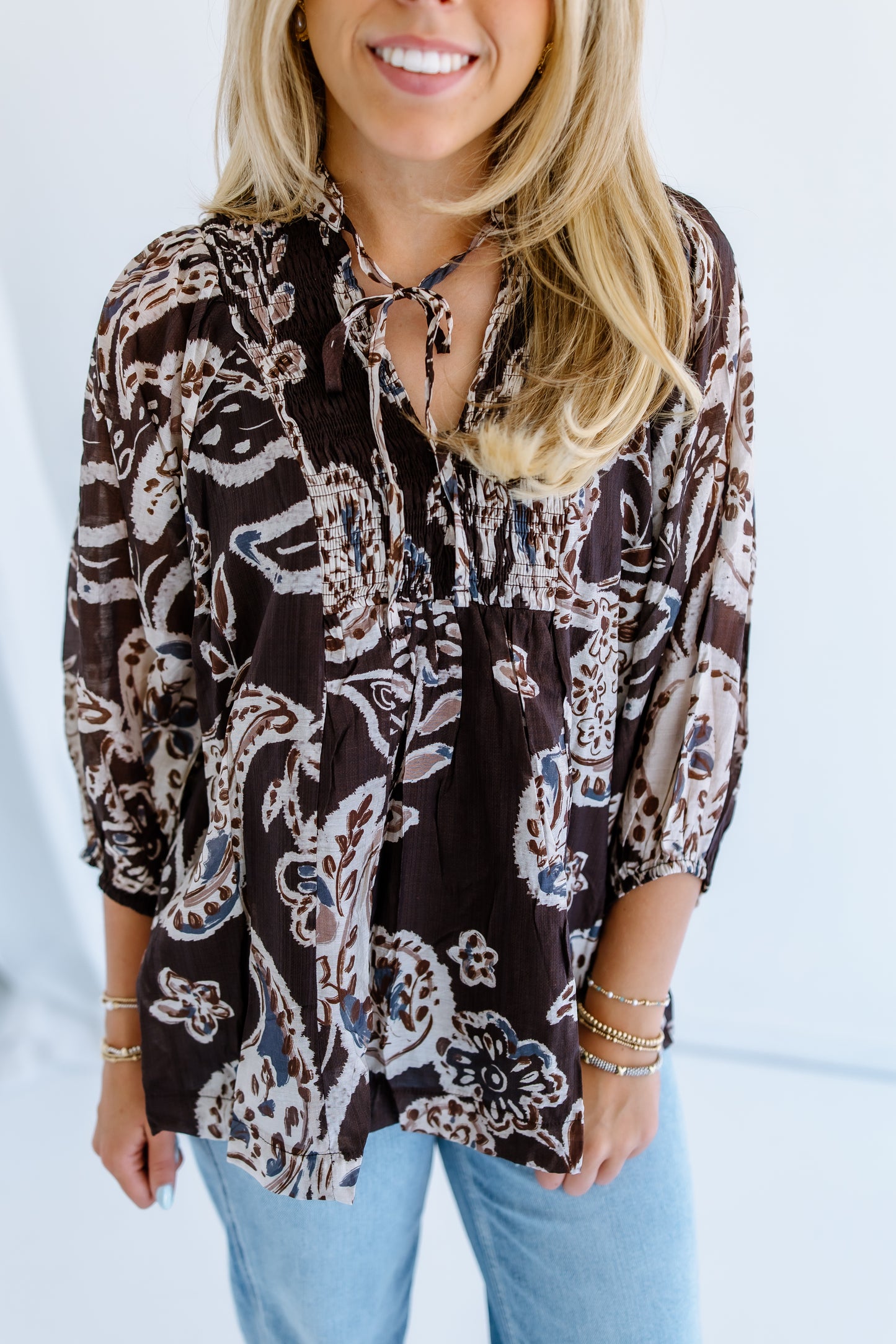 FLORAL FRESH SMOCKED TOP