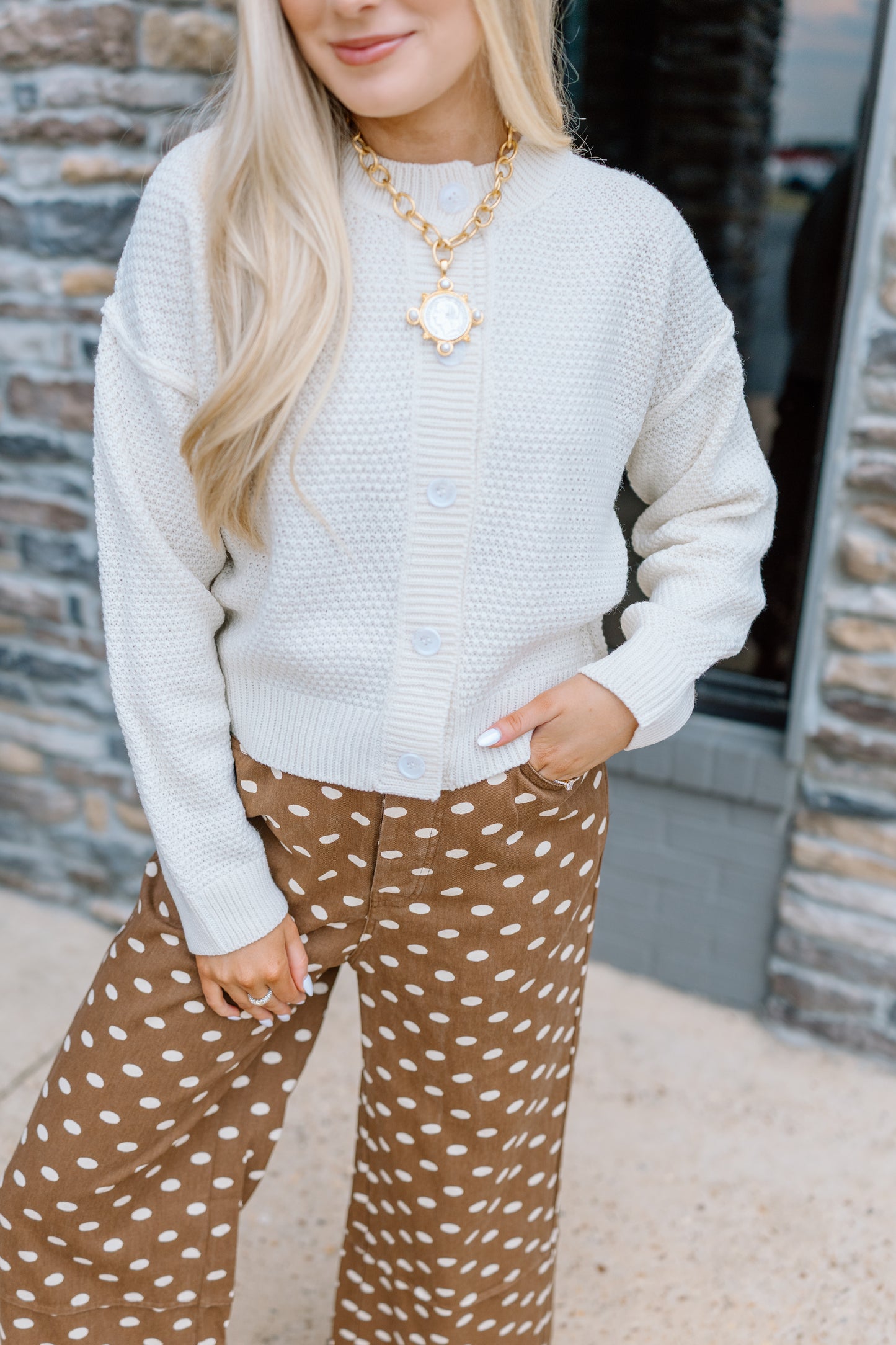 VICTORIA CREW CARDIGAN