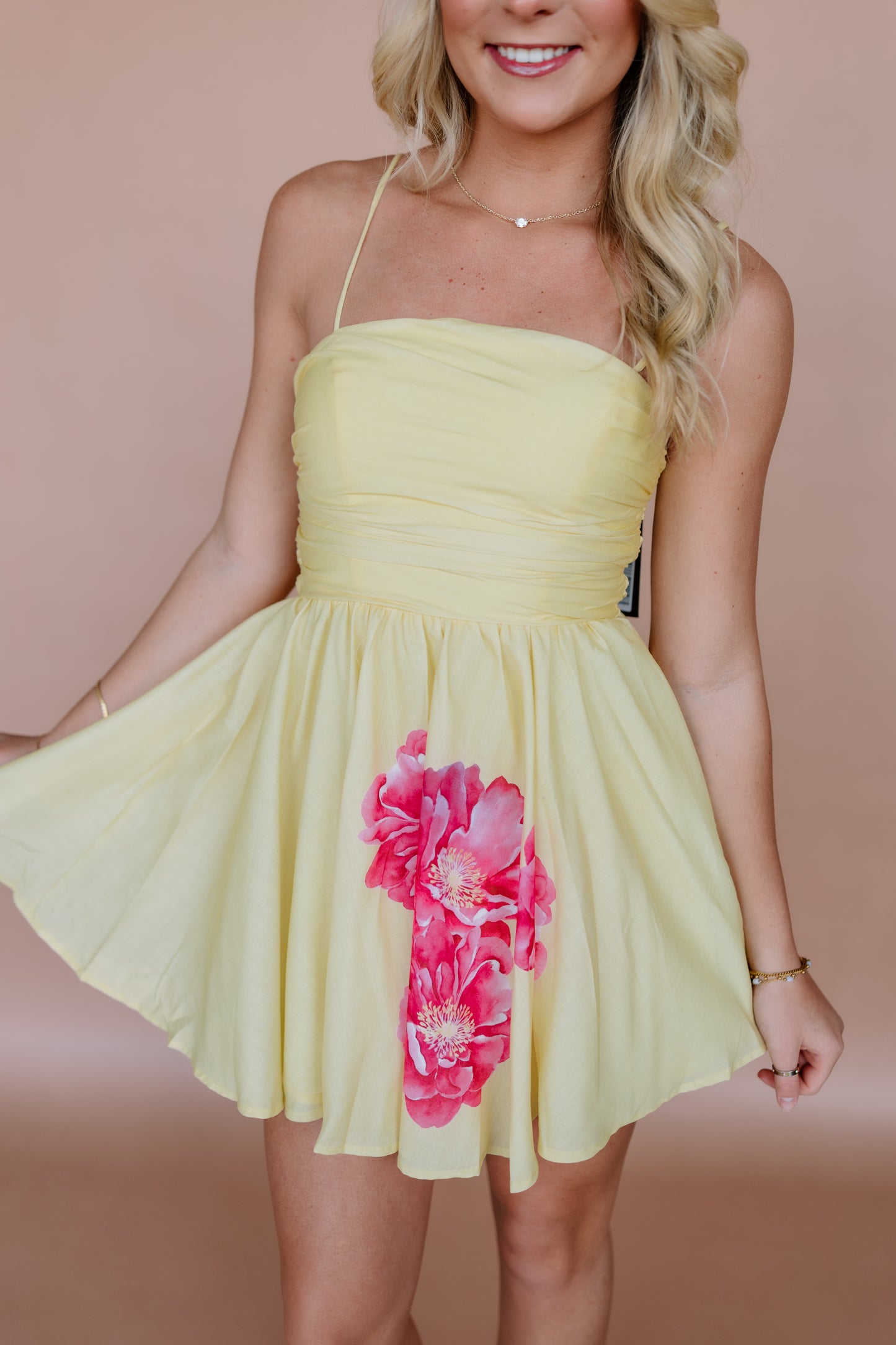 YELLOW SLEEVELESS FLORAL PRINT MINI DRESS