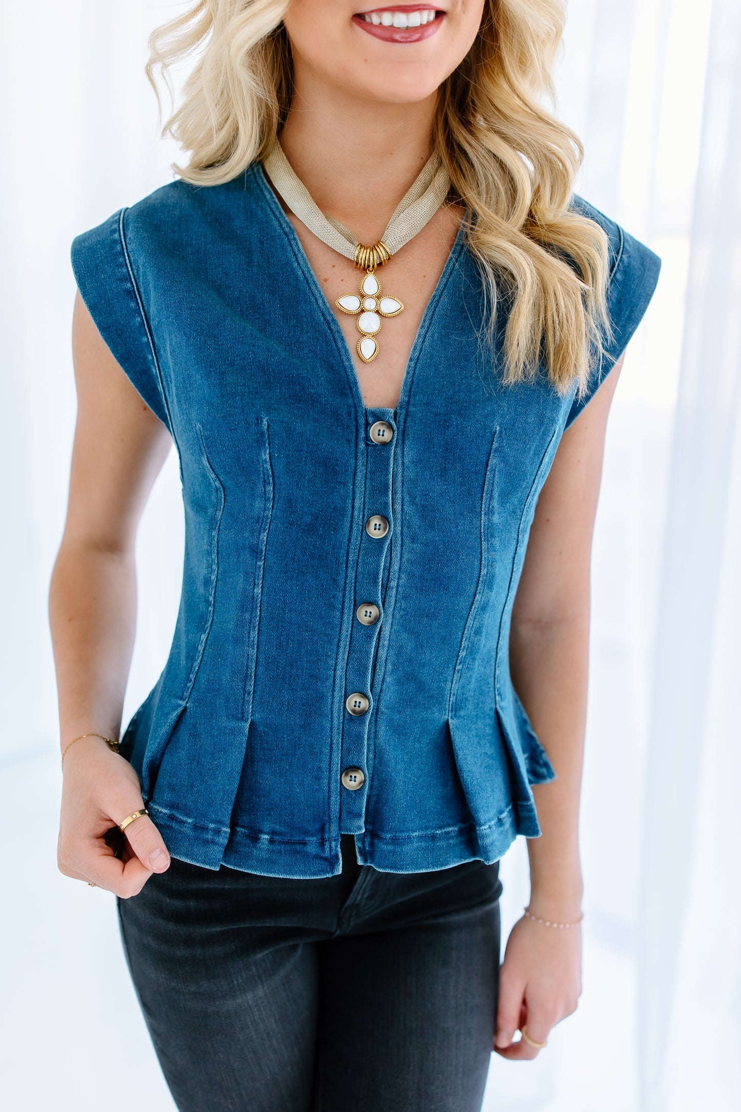 BUTTON DOWN DENIM TOP