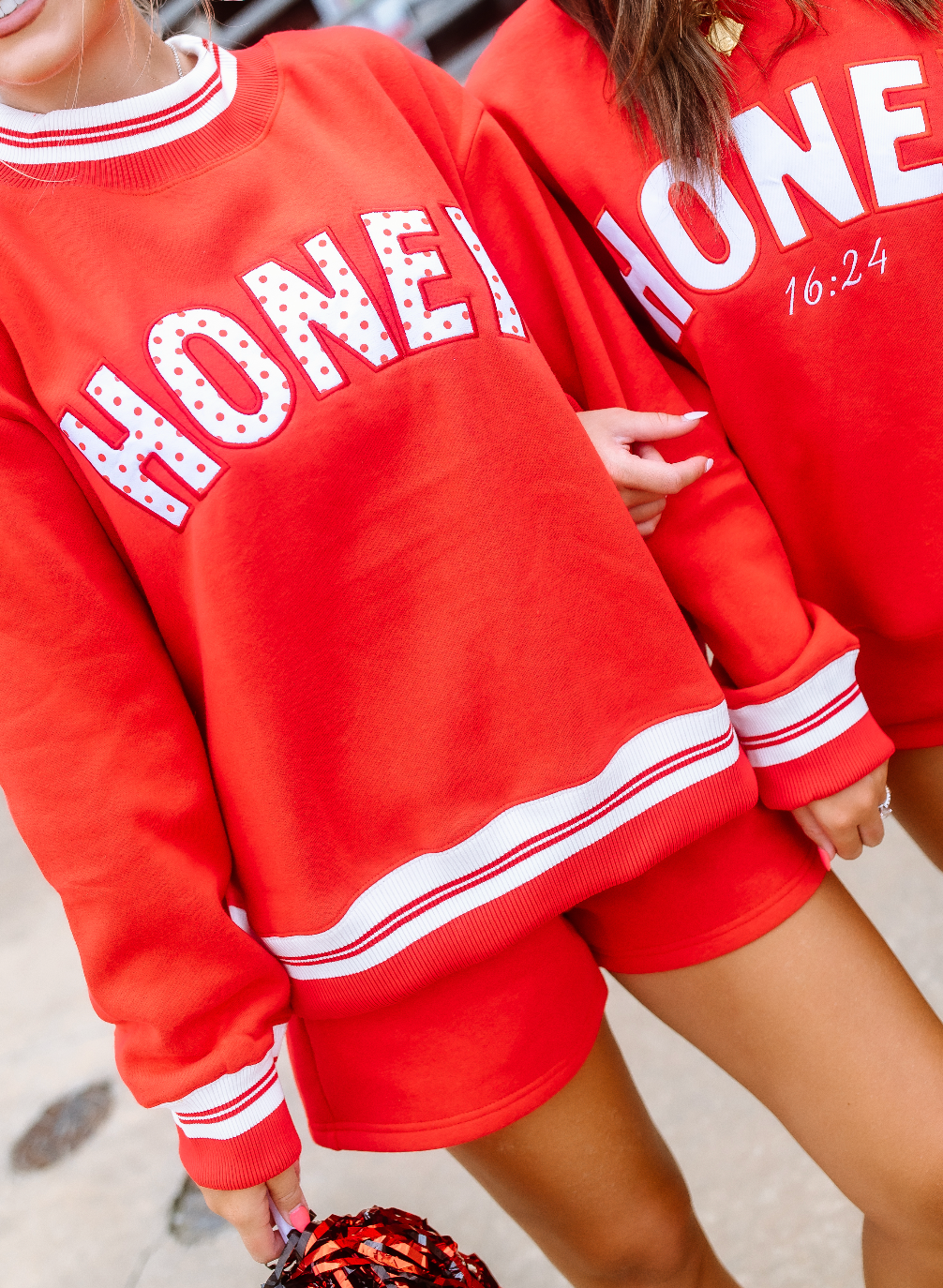 HONEY RED STRIPES AND DOTS MOCKNECK