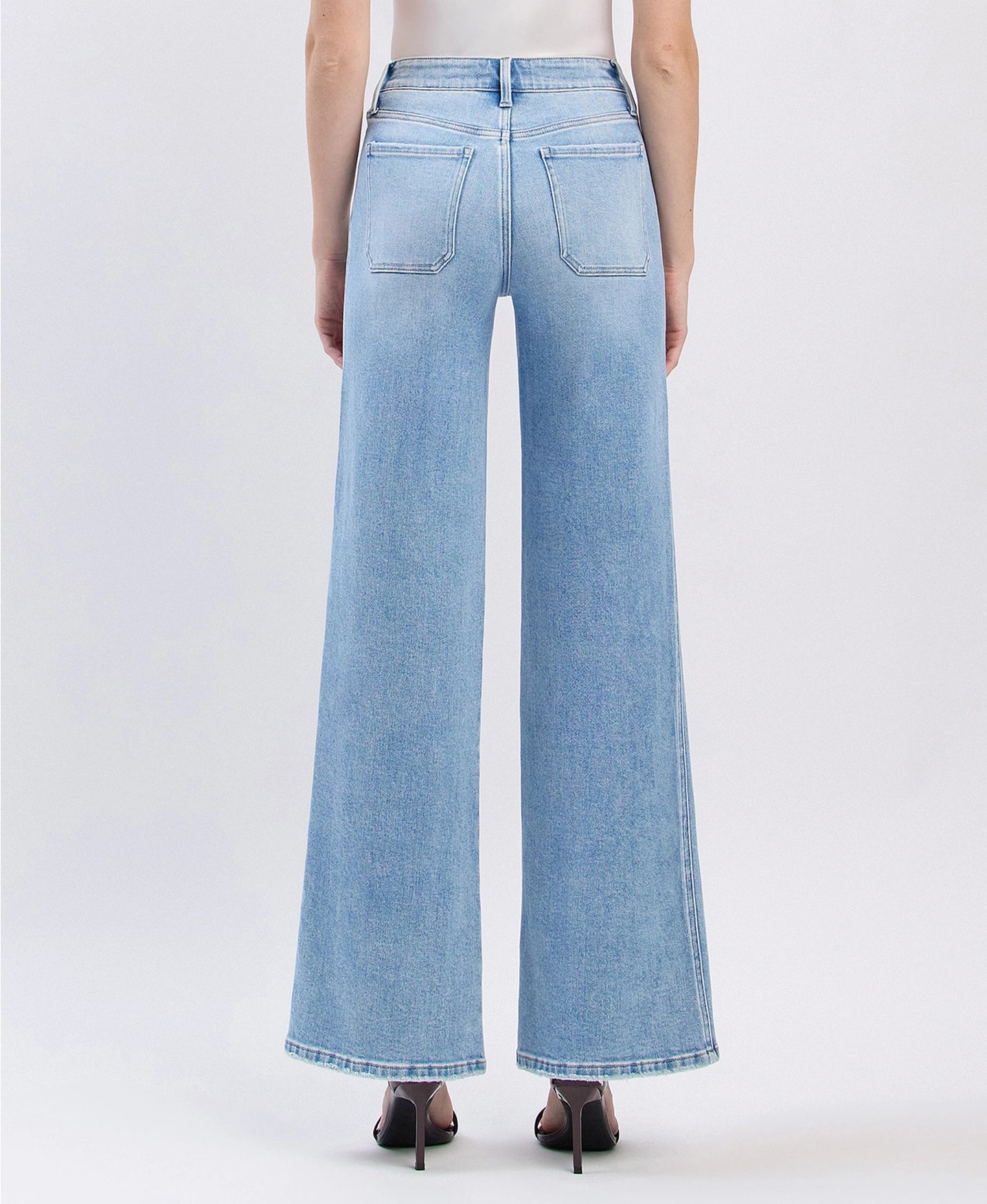 HIGH RISE PATCH POCKET WIDE LEG JEANS