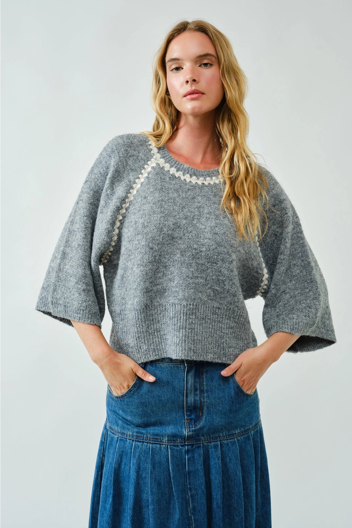 COOLER WEATHER CONTRAST STITCH SWEATER