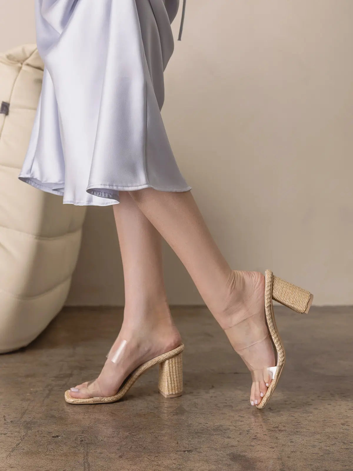 THE FRANCEE TRANSPARENT RAFFIA HEEL