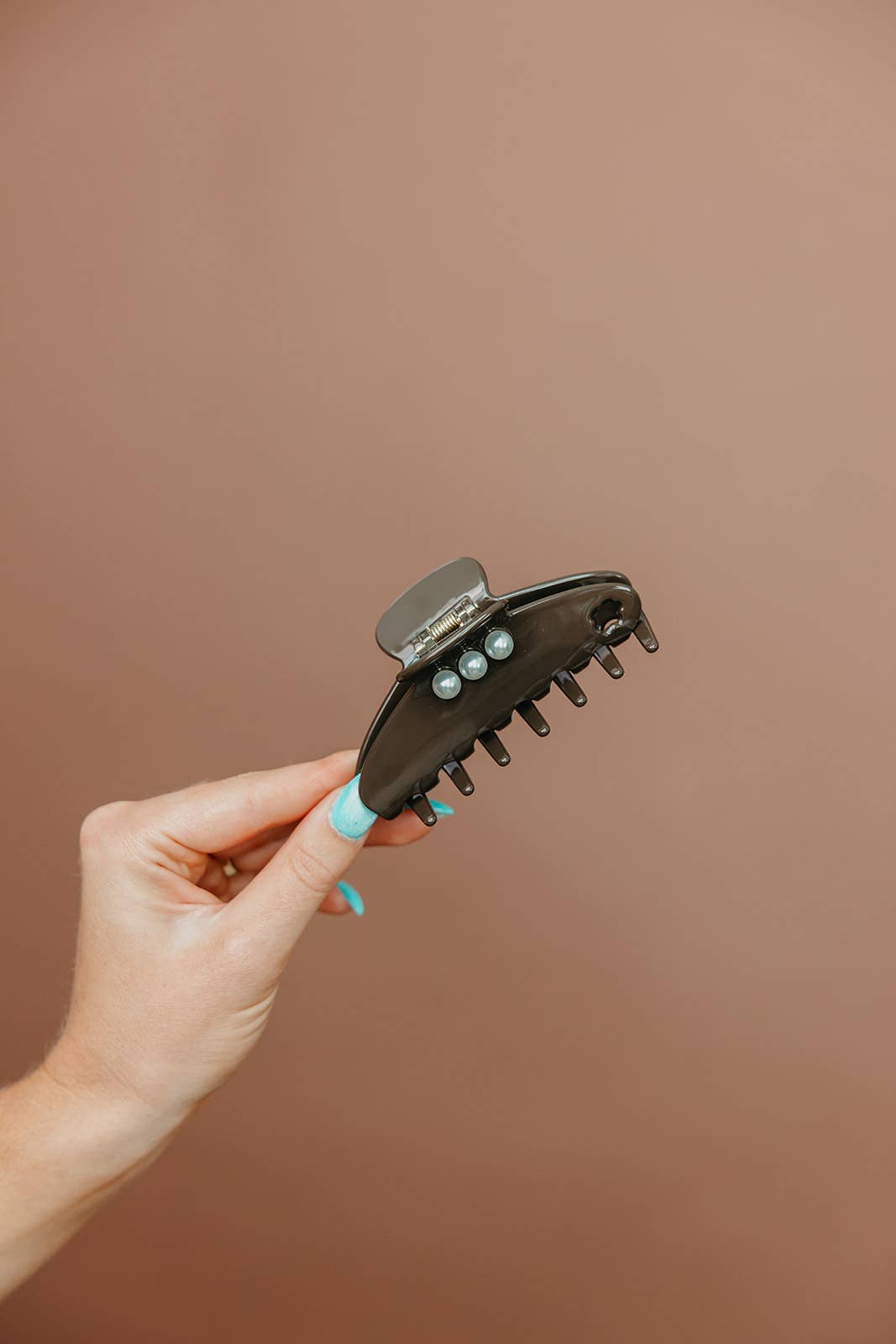 KAXI House of Her - Brown with Pearl Acetate Claw - 2 Sizes