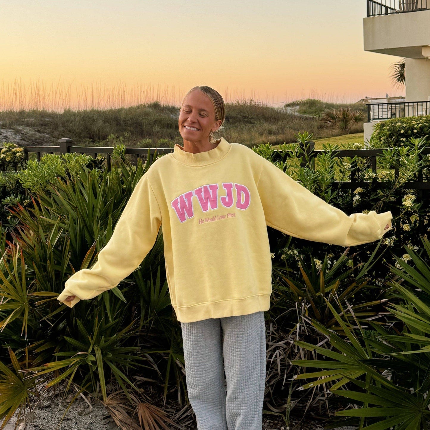 WWJD YELLOW MOCKNECK CREW