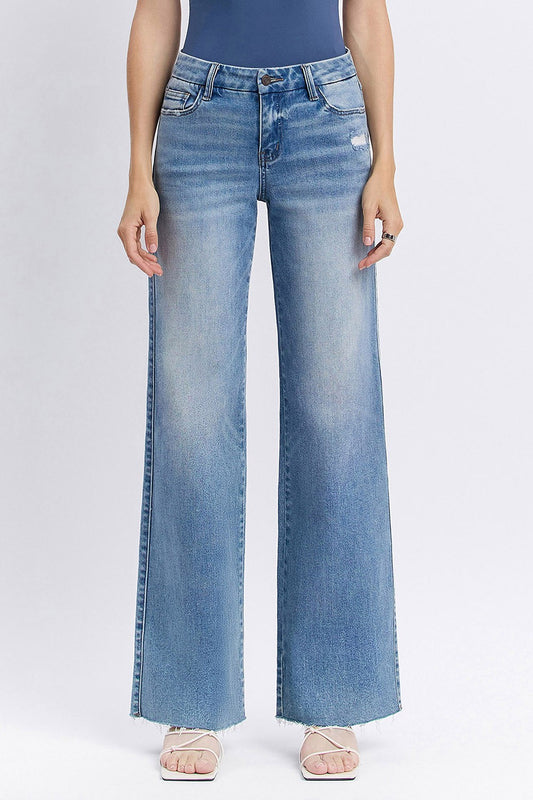 MID RISE CLEAN CUT WIDE LEG JEANS
