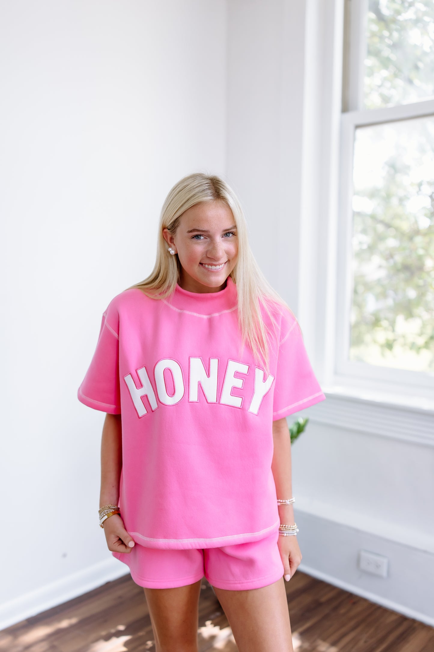 HONEY PINK STITCH SHORTS