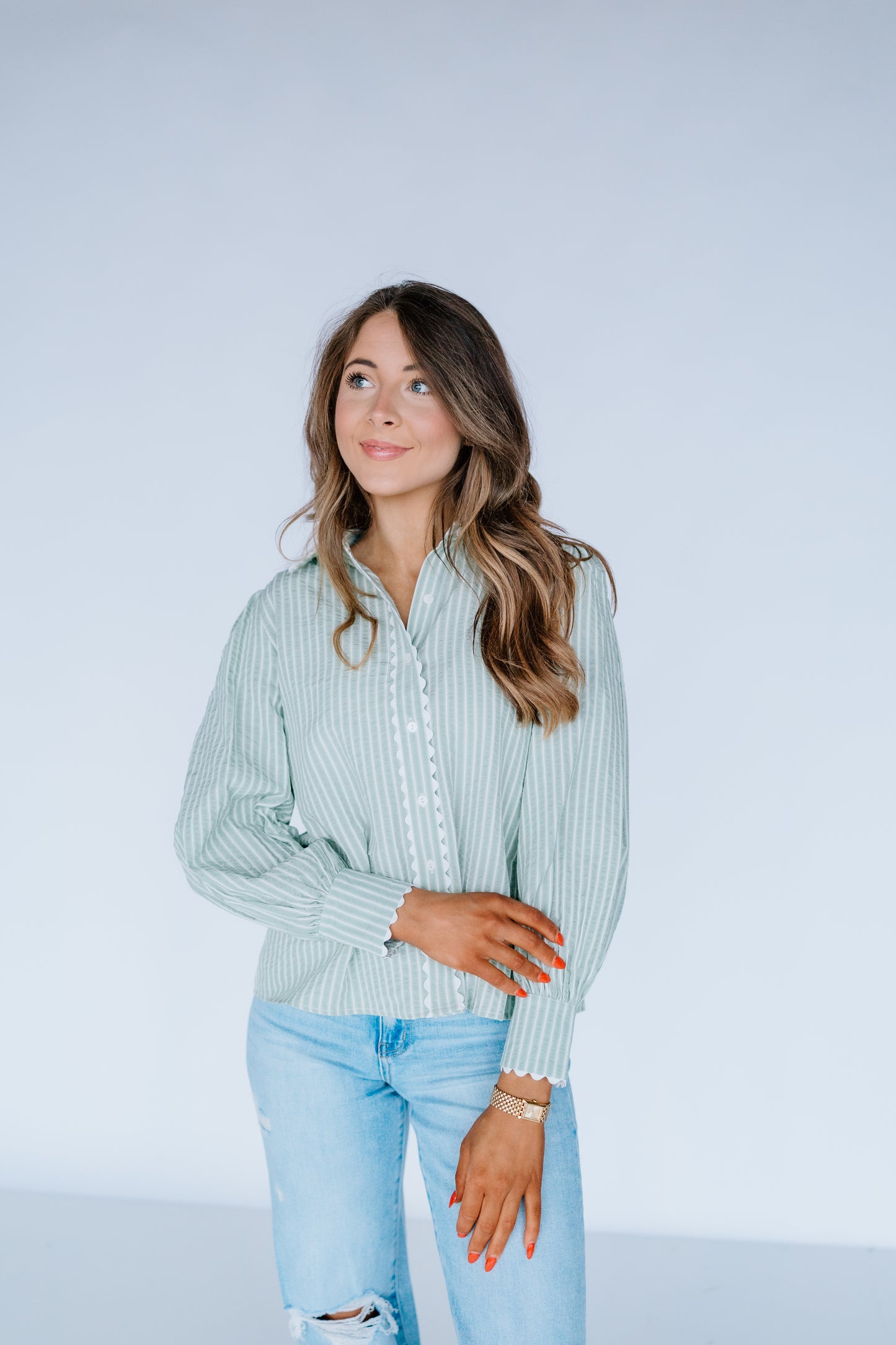 SCALLOP TRIM STRIPE BUTTON DOWN TOP