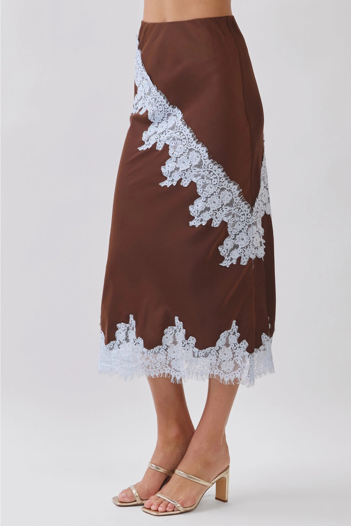 MIDI SKIRT WITH EYELASH LACE TRIM DETAIL