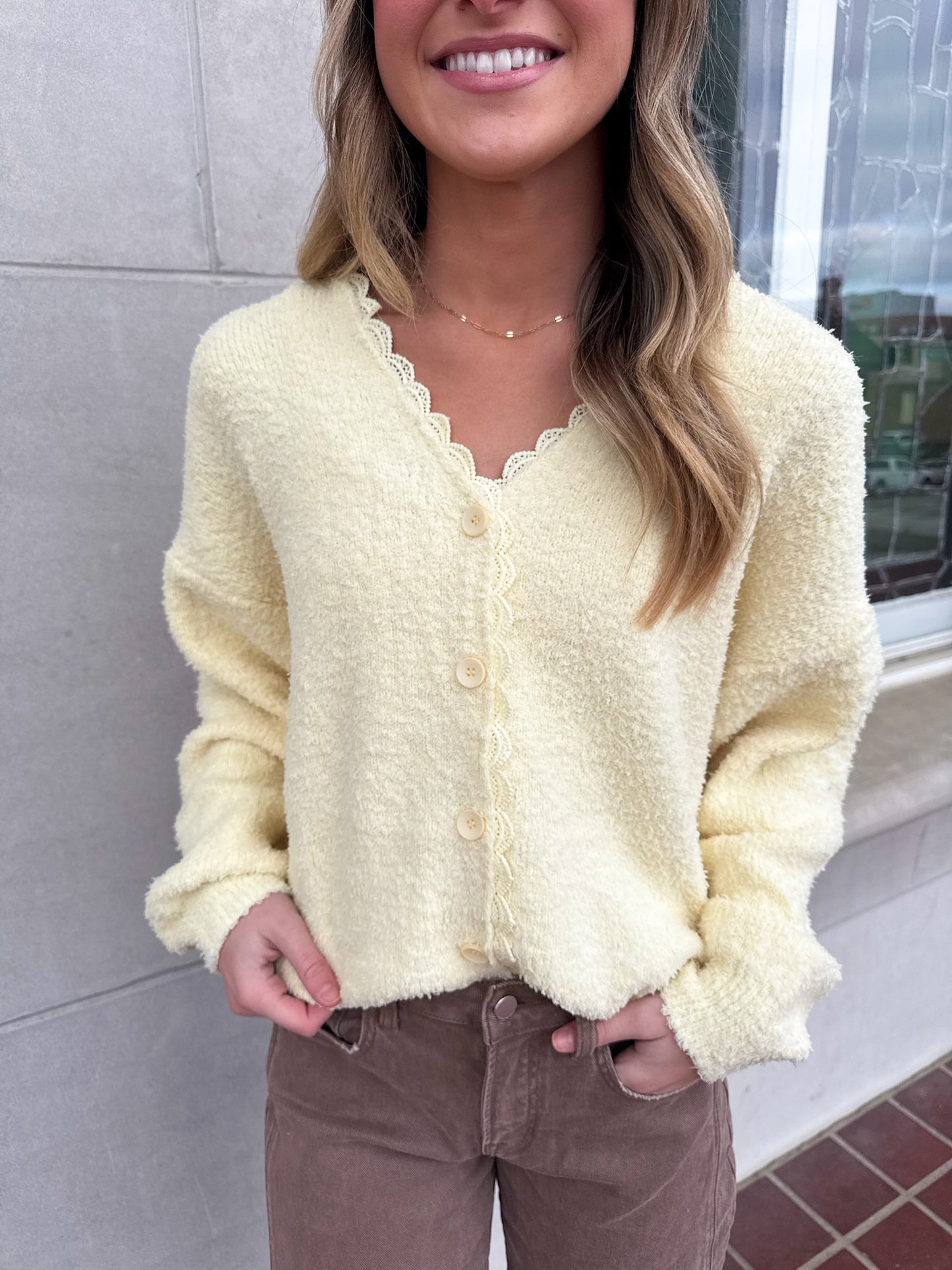 SCALLOP TRIM SWEATER CARDIGAN