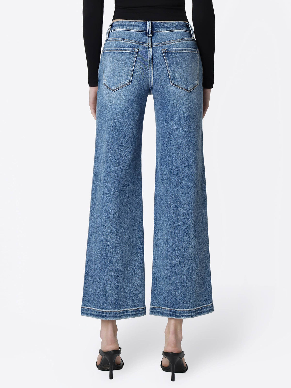 MID RISE MEDIUM WASH ANKLE WIDE JEANS