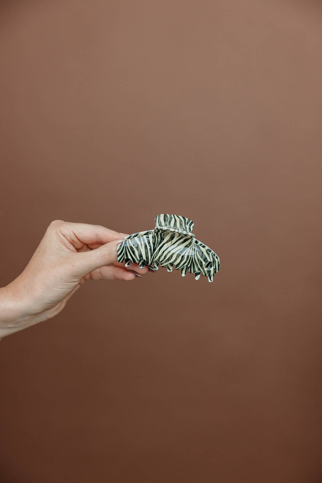 KAXI House of Her Zebra Acetate Claw - Two Sizes
