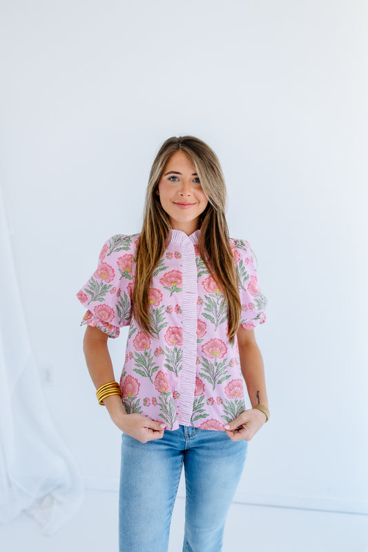 SHARING THE LOVE FLORAL TOP