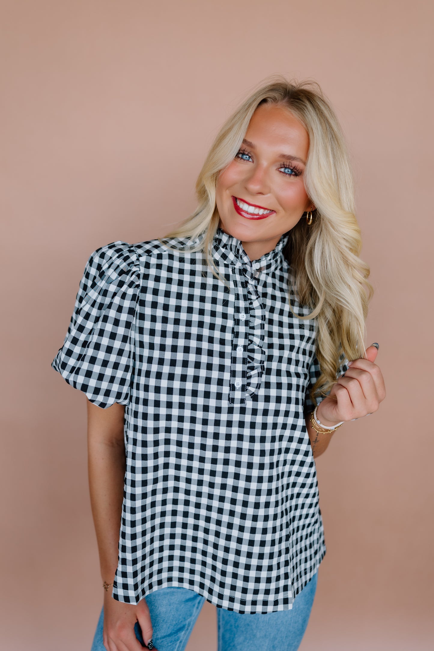RUFFLE COLLAR PUFF SLEEVE TOP