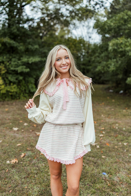 PINK RUFFLE COLLAR WAFFLE SET