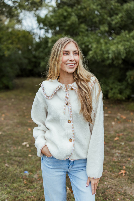 COZY PETER PAN COLLAR SHERPA JACKET