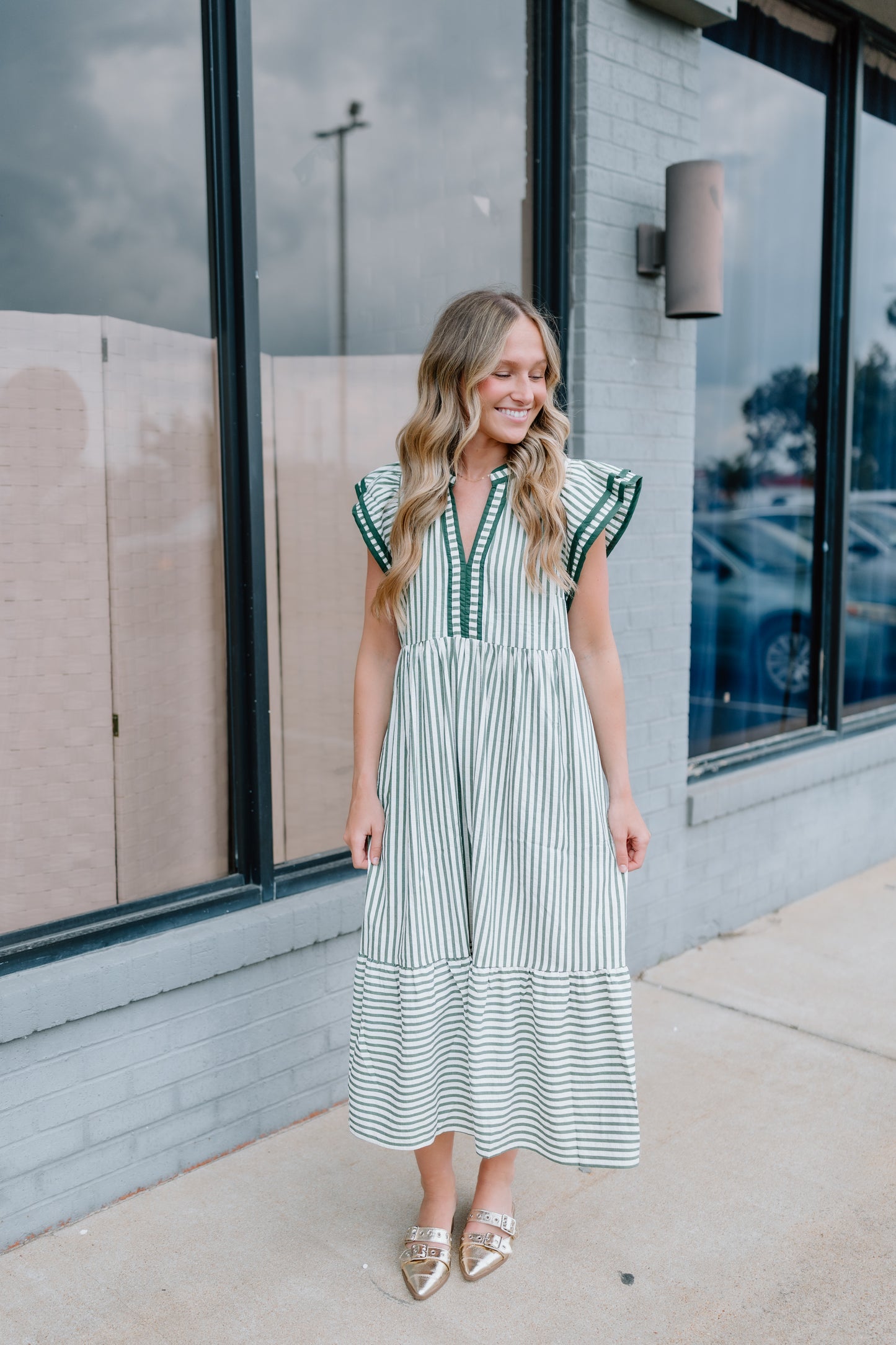 EASY BREEZY MIDI DRESS