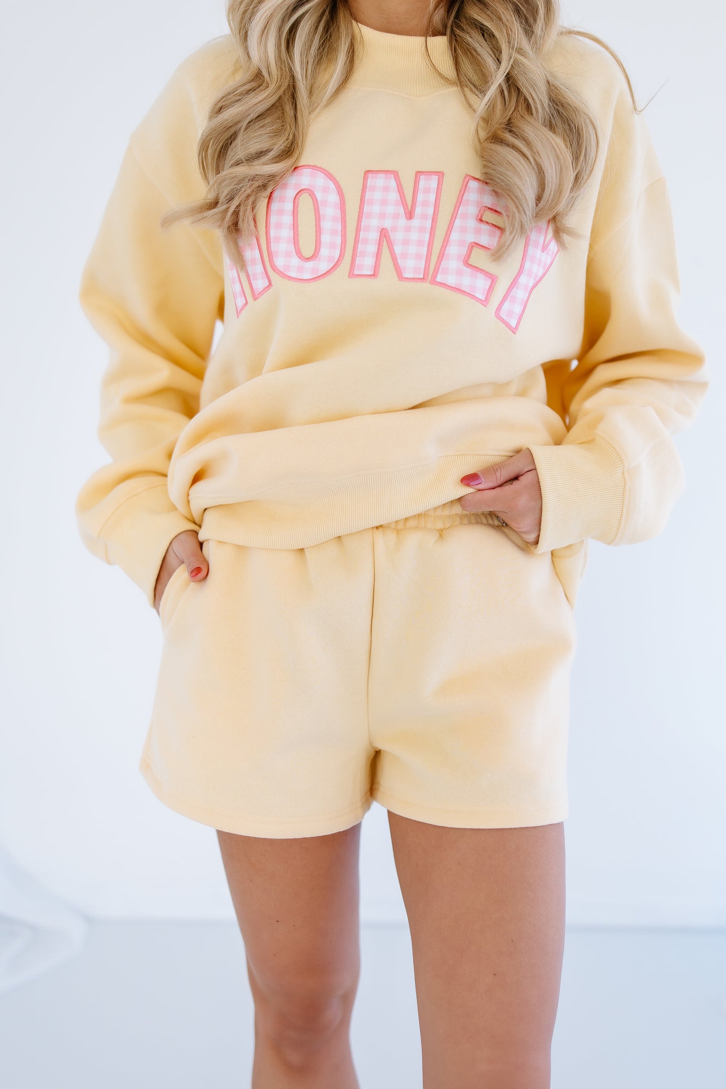 YELLOW HONEY SWEAT SHORTS
