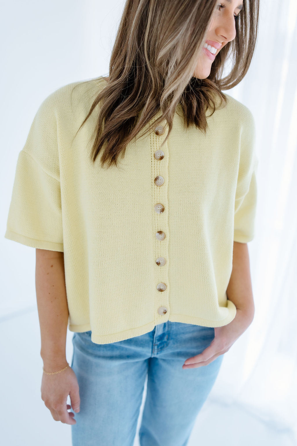 CASUAL NOW BUTTON KNIT TOP