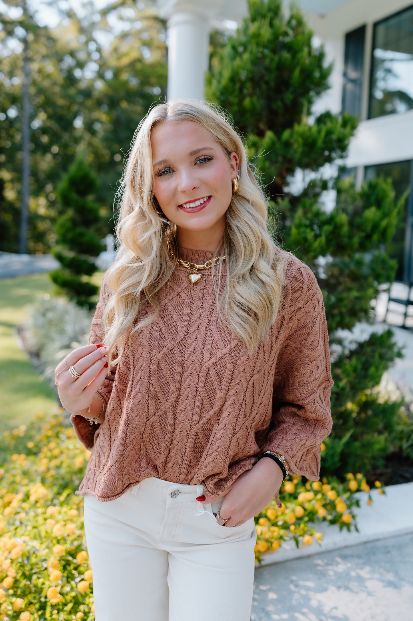 CHUNKY RIBBED MOCK NECK SWEATER