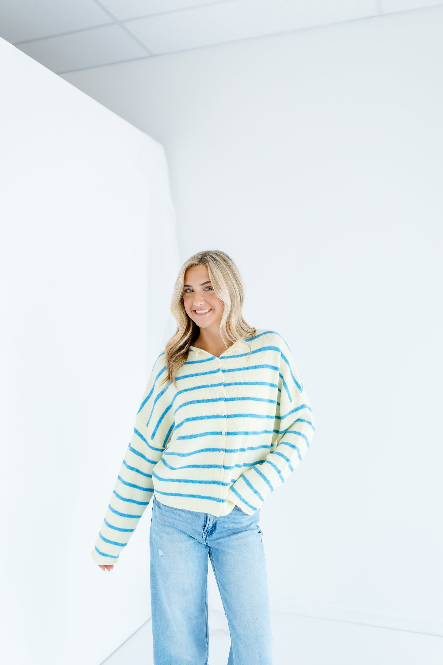 CROSSING LINES CARDIGAN TOP