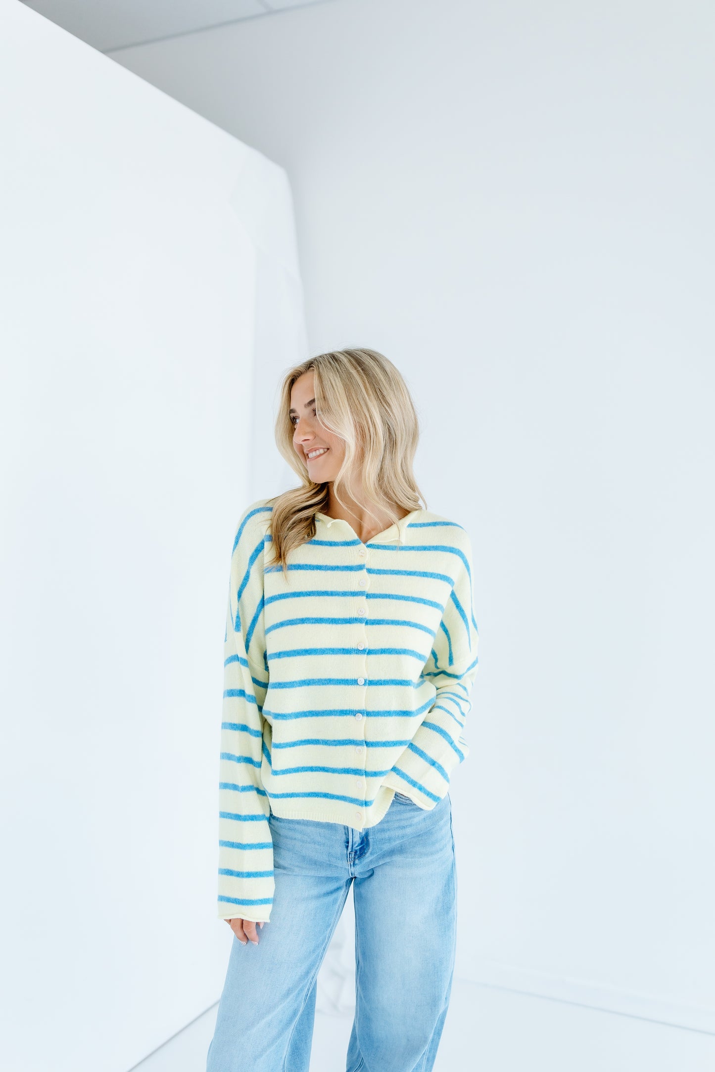 CROSSING LINES CARDIGAN TOP