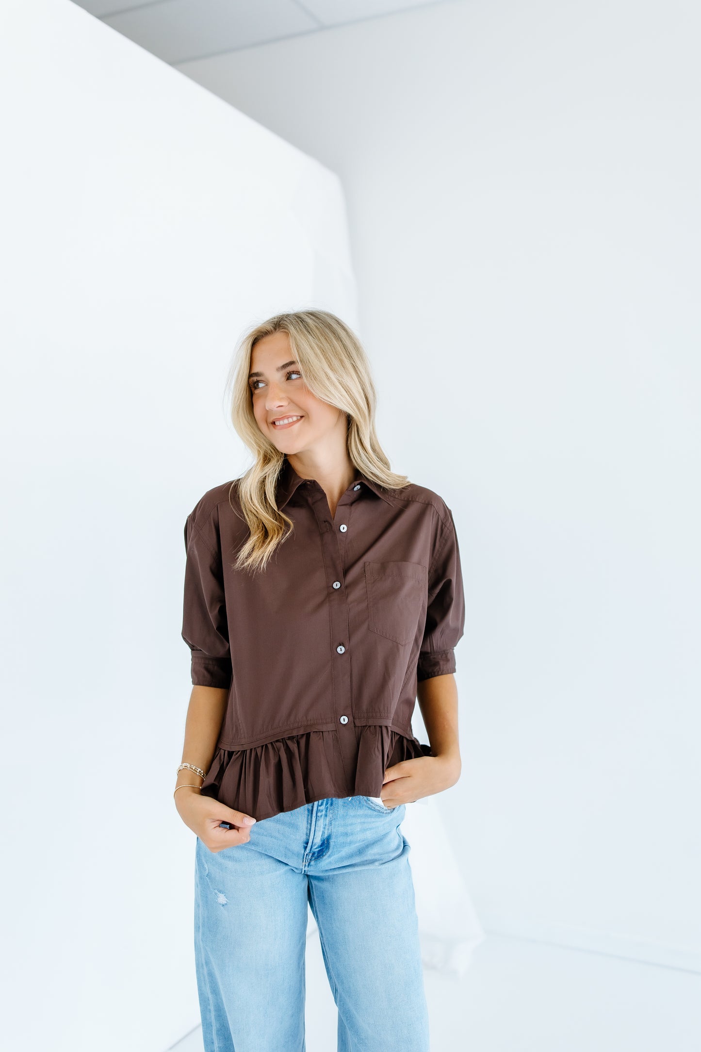 PRETTY BUSY RUFFLE TOP