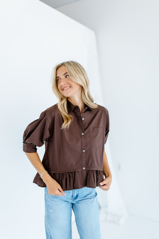 PRETTY BUSY RUFFLE TOP