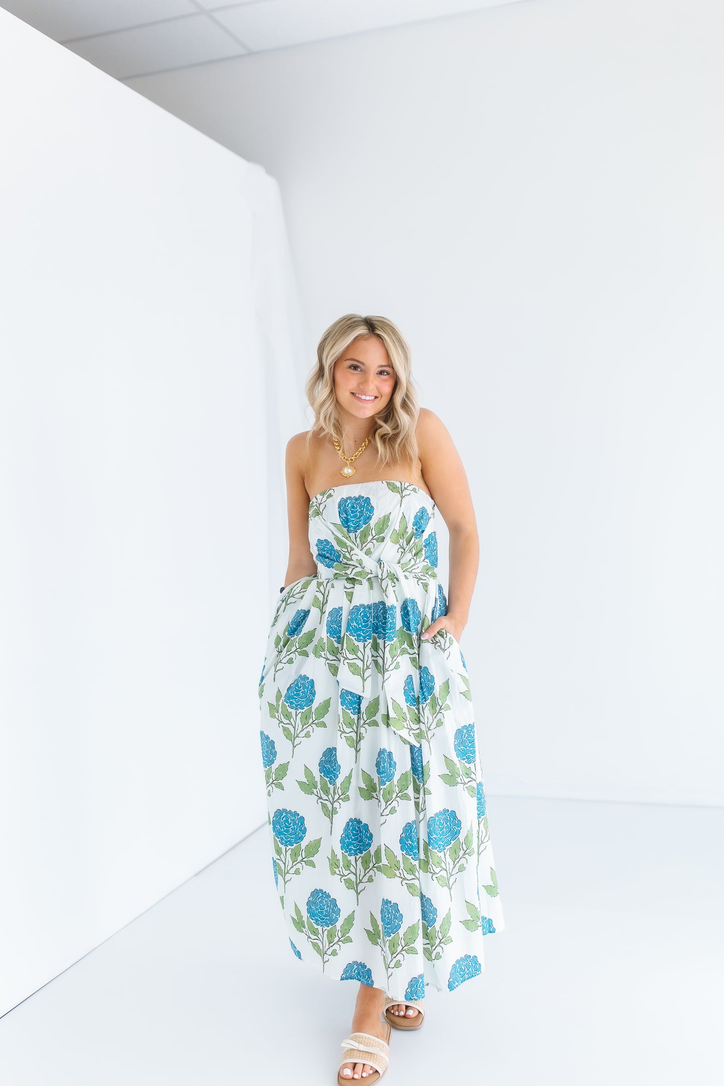 EVERYTHING I WANT FLORAL MIDI TUBE DRESS