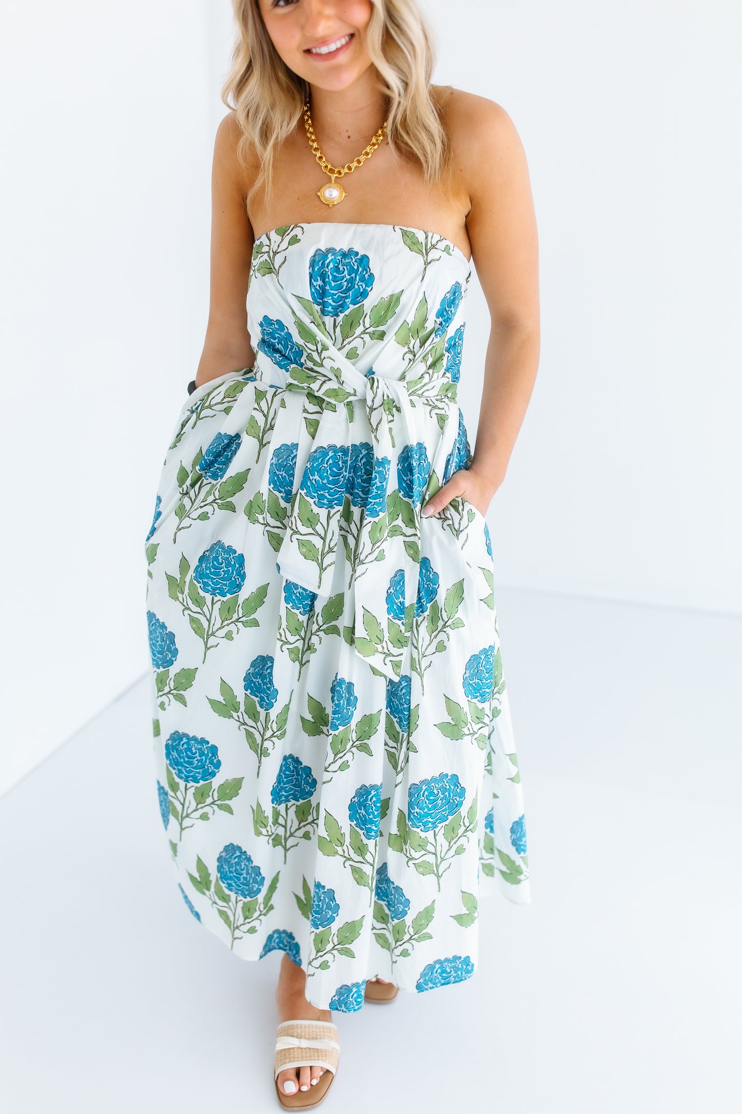 EVERYTHING I WANT FLORAL MIDI TUBE DRESS