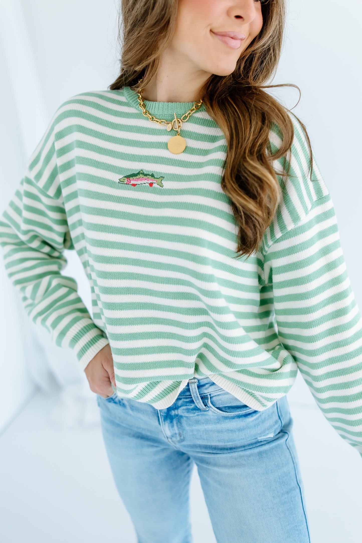 COSTAL STRIPE GRAPHIC SWEATER